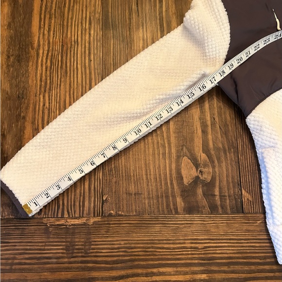 FILA zip up jacket - Picture 10 of 11